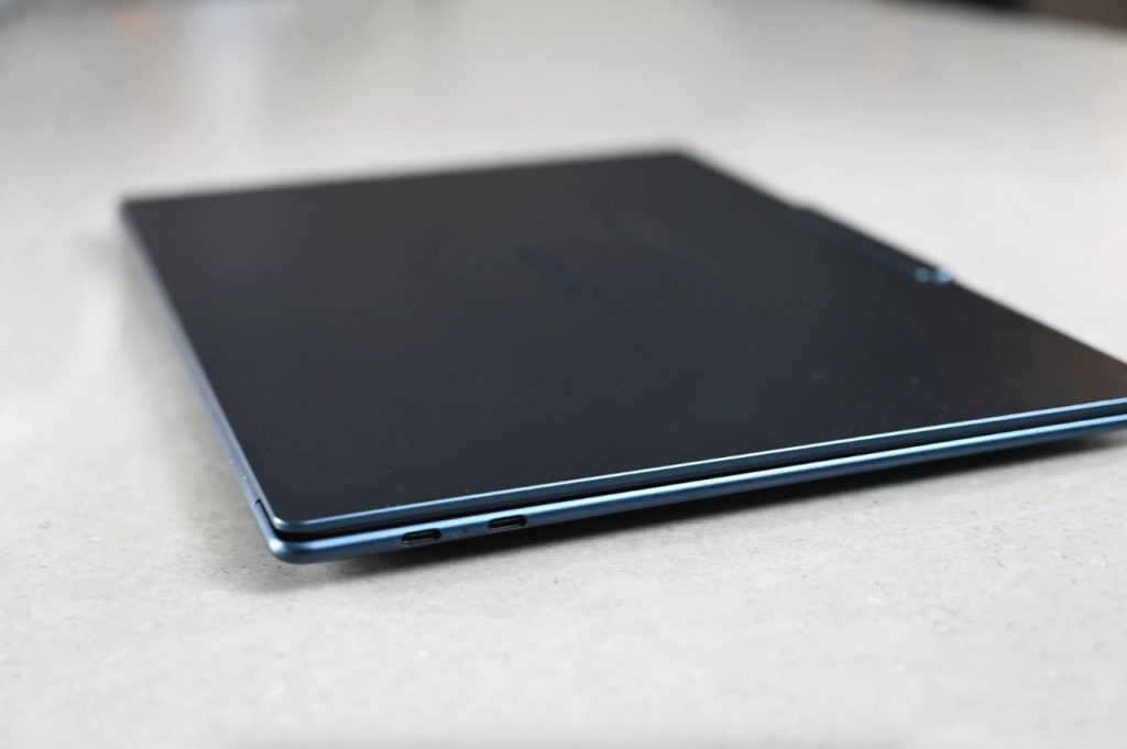 Lenovo Yoga Slim 7x İncelemesi: Taşınabilirlik ve Güç Bir Arada