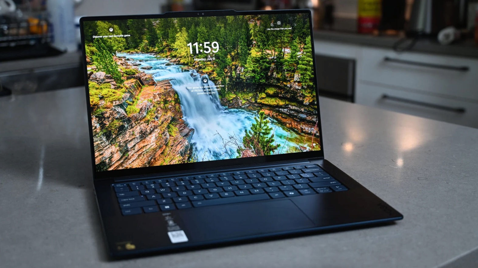 Lenovo Yoga Slim 7x İncelemesi: Performans ve Taşınabilirliğin Zirvesi
