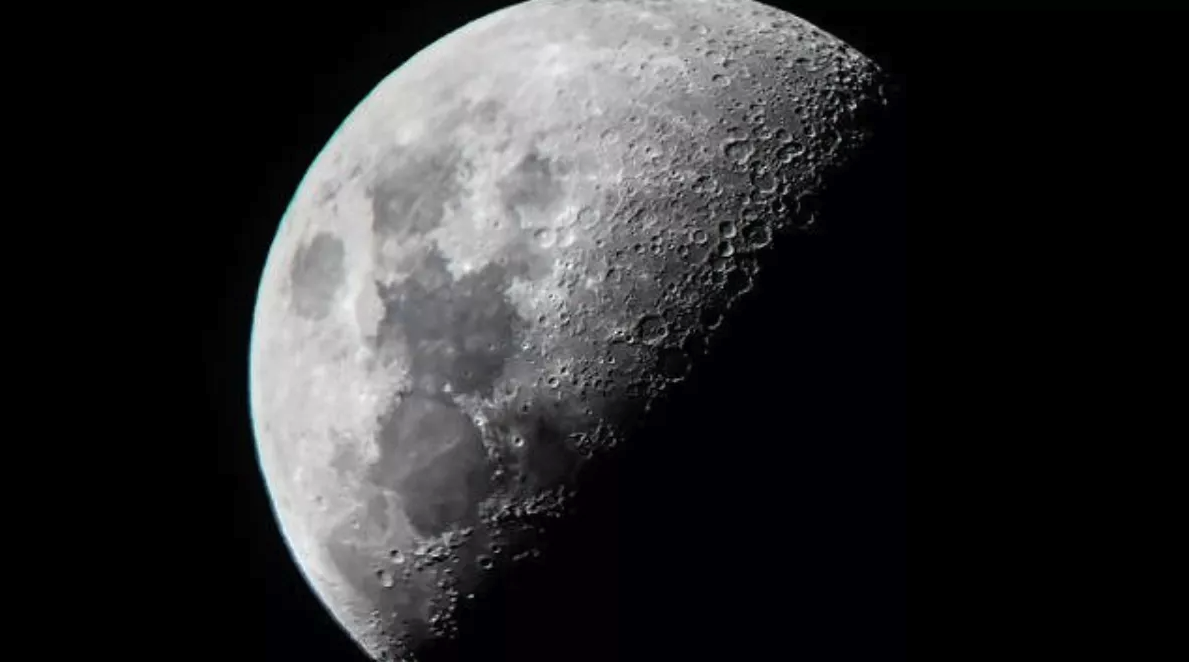 Ay’ın Her Gece Farklı Görünmesinin Nedeni Nedir?