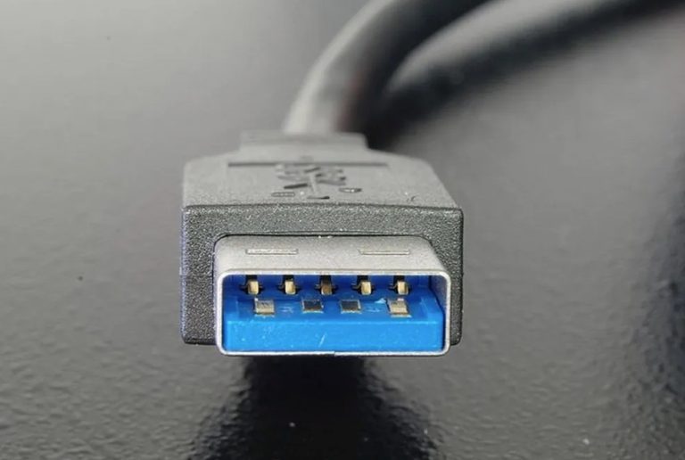 Mavi USB Portları Nedir? Hız ve Performans Farkları