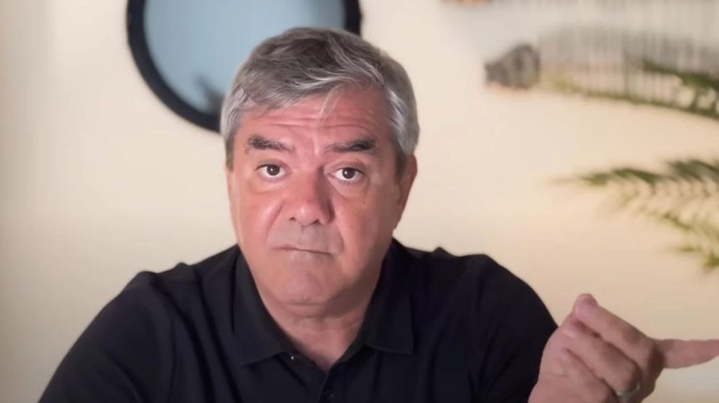 Yılmaz Özdil